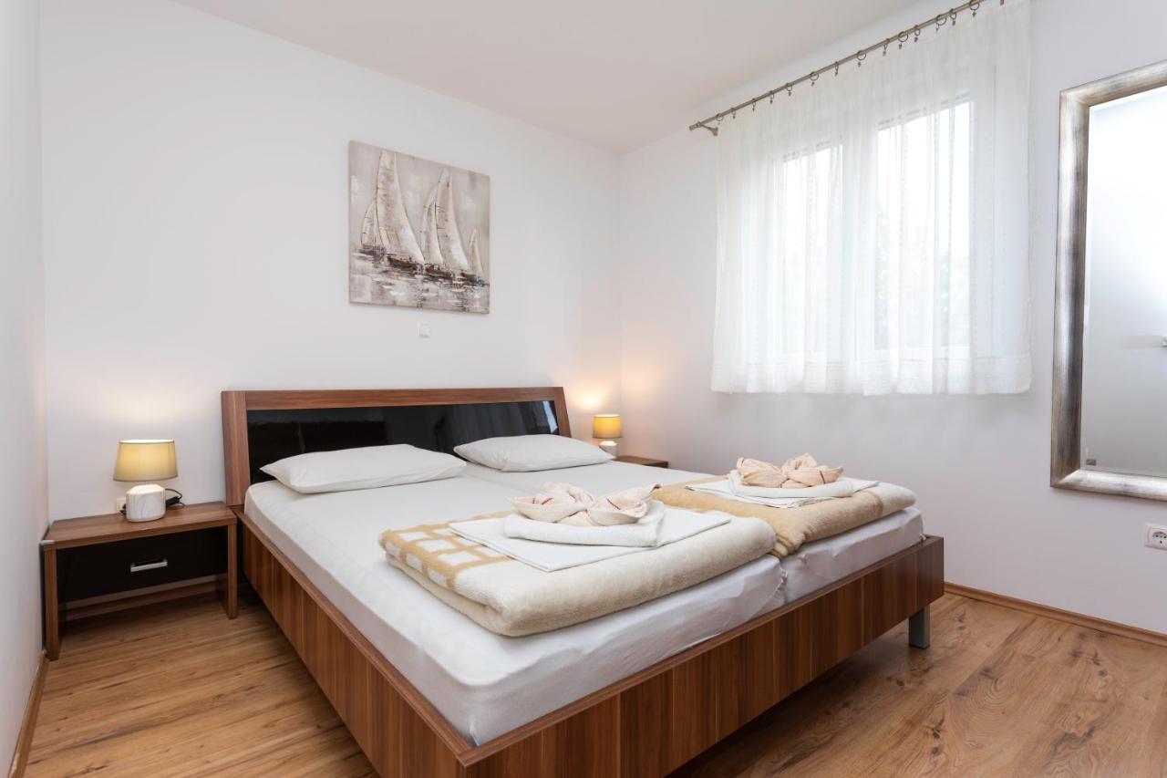 באסקה Apartments Mia מראה חיצוני תמונה